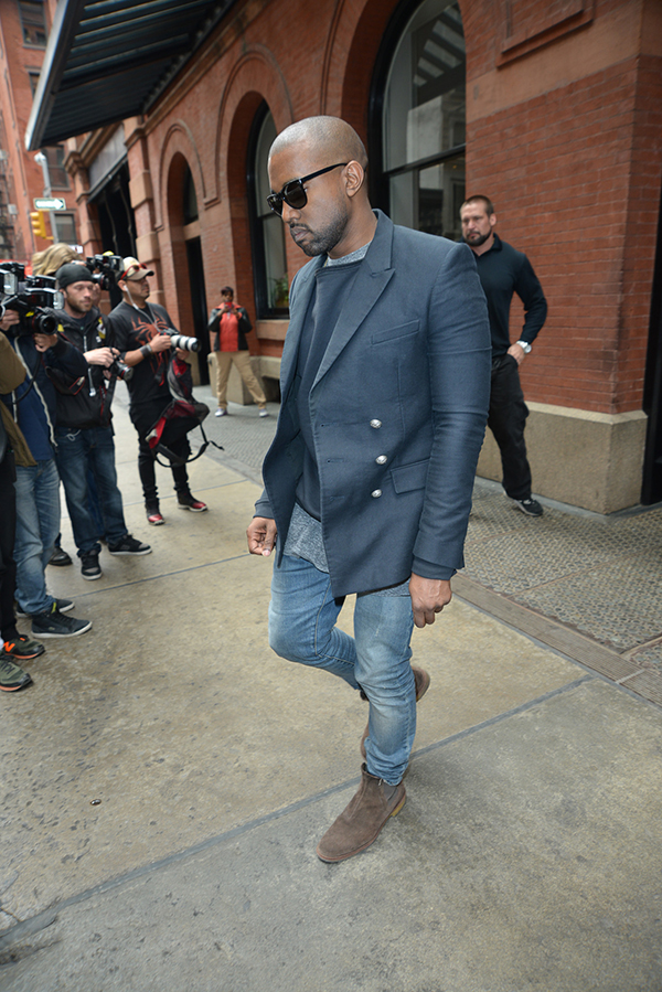 Kanye West leaving his apartment in the city Featuring: Kanye West Where: Manhattan, New York, United States When: 06 May 2014 Credit: TNYF/WENN.com