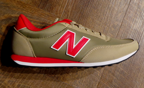 New-Balance-Classics-Beige-And-Red