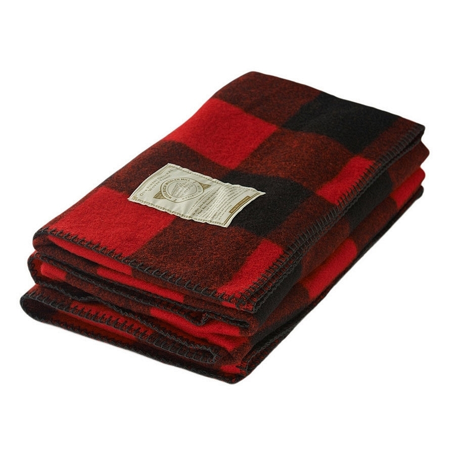 item-of-the-week-woolrich-buffalo-check-throw-red