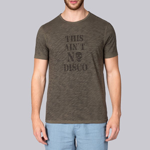 <a href="https://shop.gotstyle.ca/john-varvatos-this-aint-no-disco-graphic-tee/dp/66803">This Ain’t No Disco Graphic Tee</a>